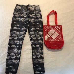 Lululemon Striped Gray and White Leggings and Bag